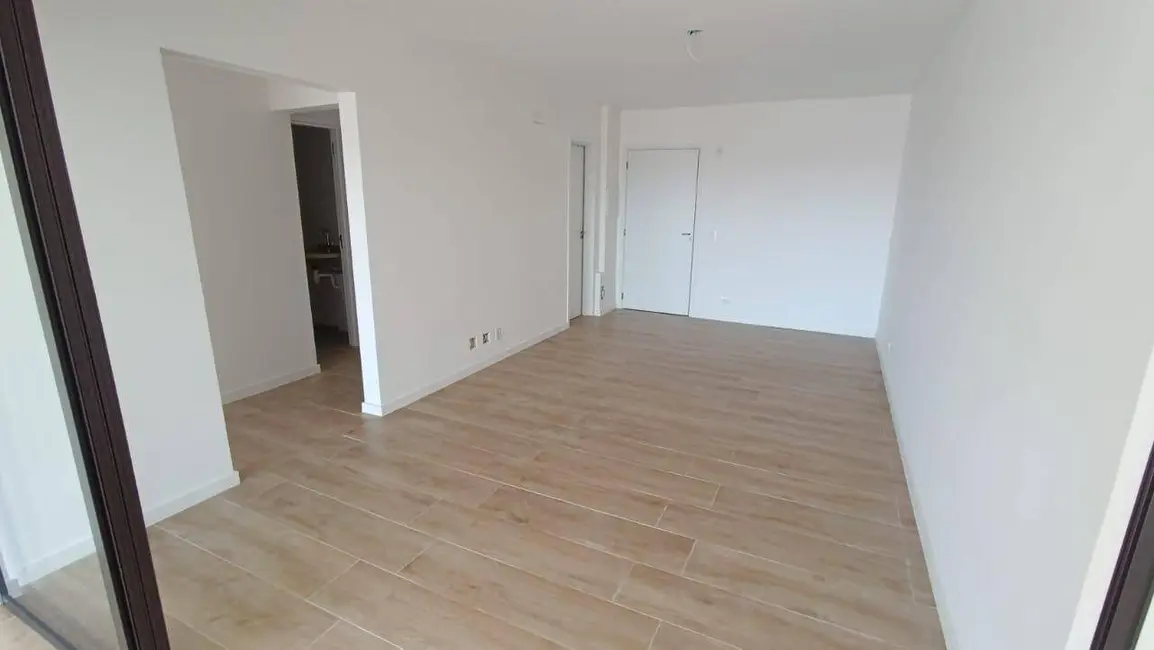 Foto 8 de Apartamento com 3 quartos à venda, 108m2 em Ubatuba - SP