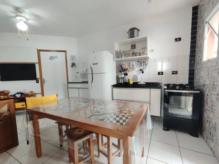 Foto 2 de Apartamento com 2 quartos à venda, 53m2 em Centro, Ubatuba - SP