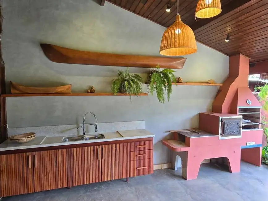 Foto 8 de Casa com 2 quartos à venda, 450m2 em Ubatuba - SP