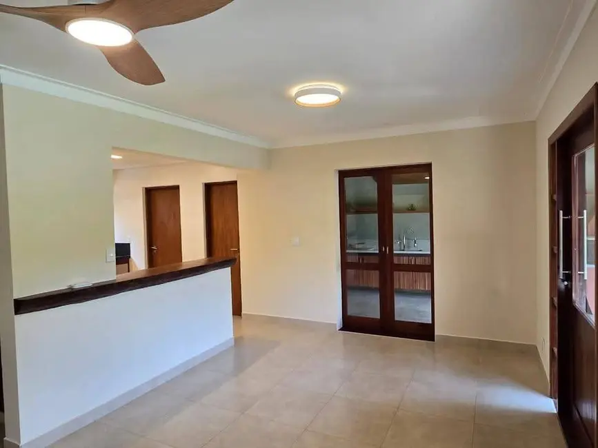 Foto 9 de Casa com 2 quartos à venda, 450m2 em Ubatuba - SP