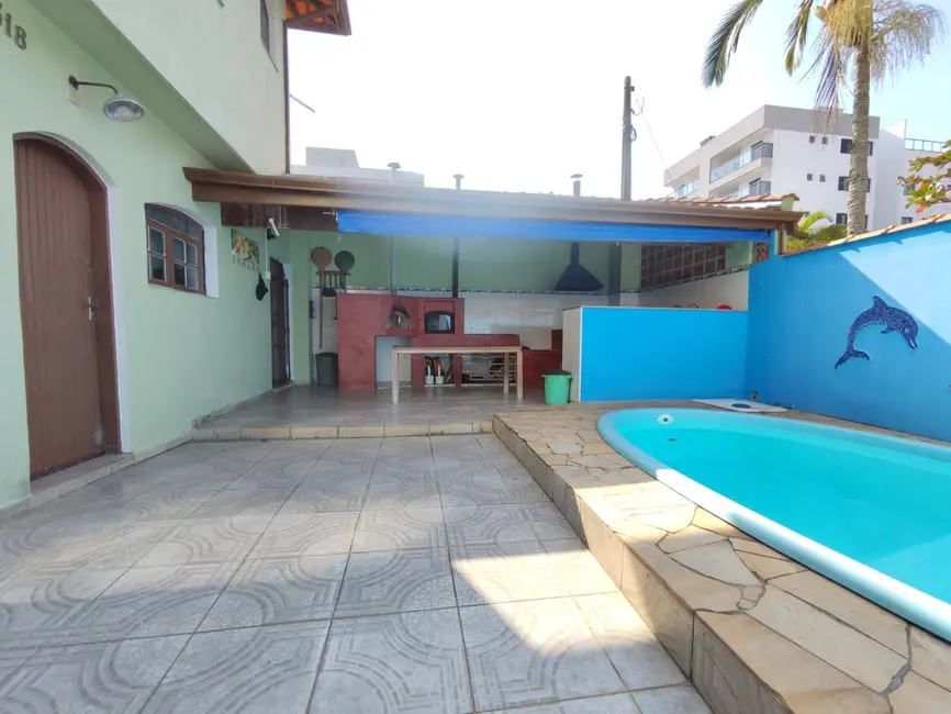 Foto 4 de Casa à venda, 210m2 em Ubatuba - SP