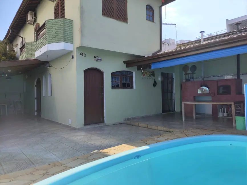Foto 1 de Casa à venda, 210m2 em Ubatuba - SP