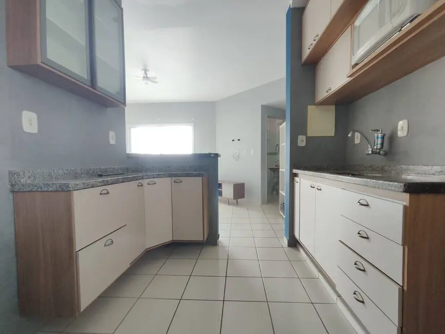 Foto 3 de Apartamento com 3 quartos à venda, 100m2 em Centro, Ubatuba - SP
