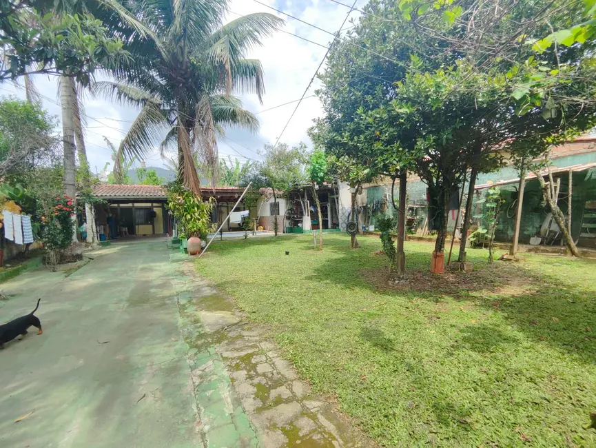 Casa com 2 quartos à venda, 450m2 em Ubatuba - SP - imagem 1 Foto 1 de Casa com 2 quartos à venda, 450m2 em Ubatuba - SP