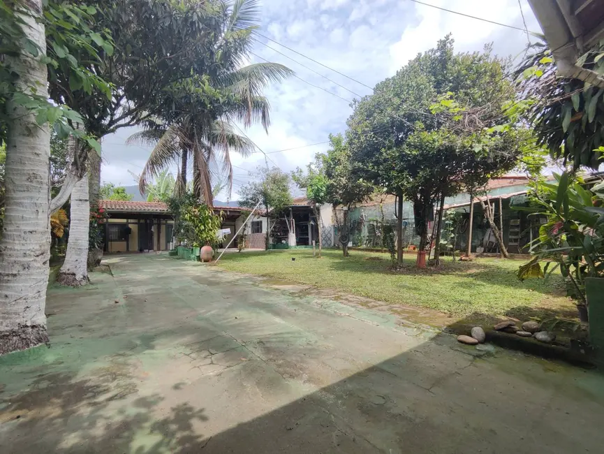 Casa com 2 quartos à venda, 450m2 em Ubatuba - SP - imagem 2 Foto 2 de Casa com 2 quartos à venda, 450m2 em Ubatuba - SP