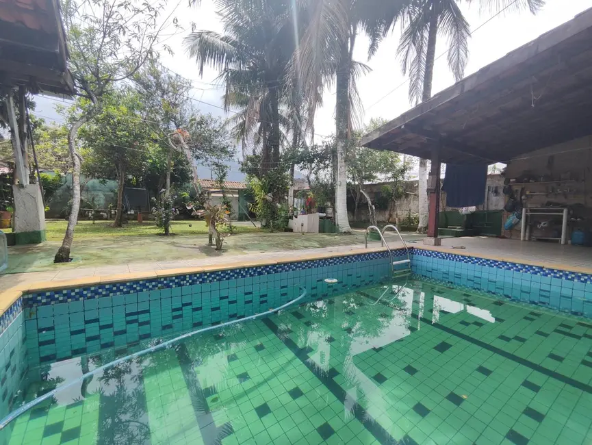 Casa com 2 quartos à venda, 450m2 em Ubatuba - SP - imagem 5 Foto 5 de Casa com 2 quartos à venda, 450m2 em Ubatuba - SP