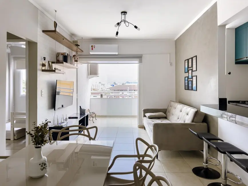 Foto 1 de Apartamento com 2 quartos à venda, 72m2 em Centro, Ubatuba - SP