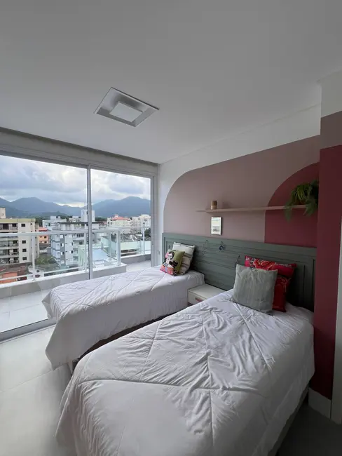 Foto 4 de Cobertura com 3 quartos à venda, 150m2 em Ubatuba - SP