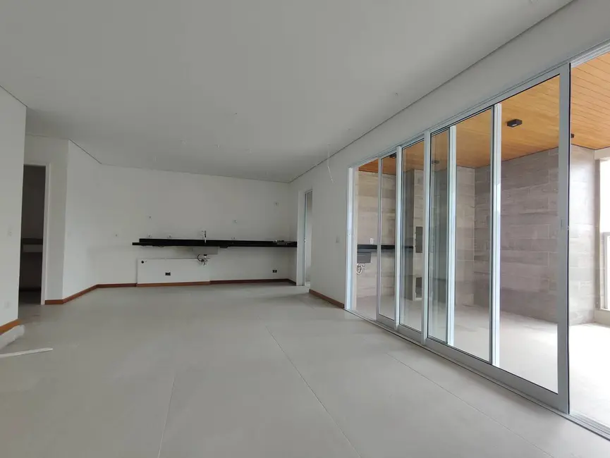 Foto 6 de Cobertura com 3 quartos à venda, 137m2 em Ubatuba - SP