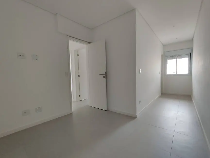 Foto 3 de Apartamento com 3 quartos à venda, 91m2 em Ubatuba - SP