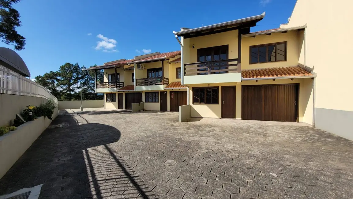 Casa com 3 quartos à venda em Centenário, Sao Bento Do Sul - SC - imagem 3 Foto 3 de Casa com 3 quartos à venda em Centenário, Sao Bento Do Sul - SC