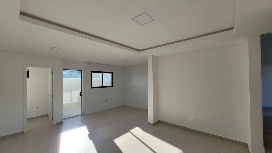 Casa com 3 quartos à venda em Rio Negro, Sao Bento Do Sul - SC - imagem 5 Foto 5 de Casa com 3 quartos à venda em Rio Negro, Sao Bento Do Sul - SC