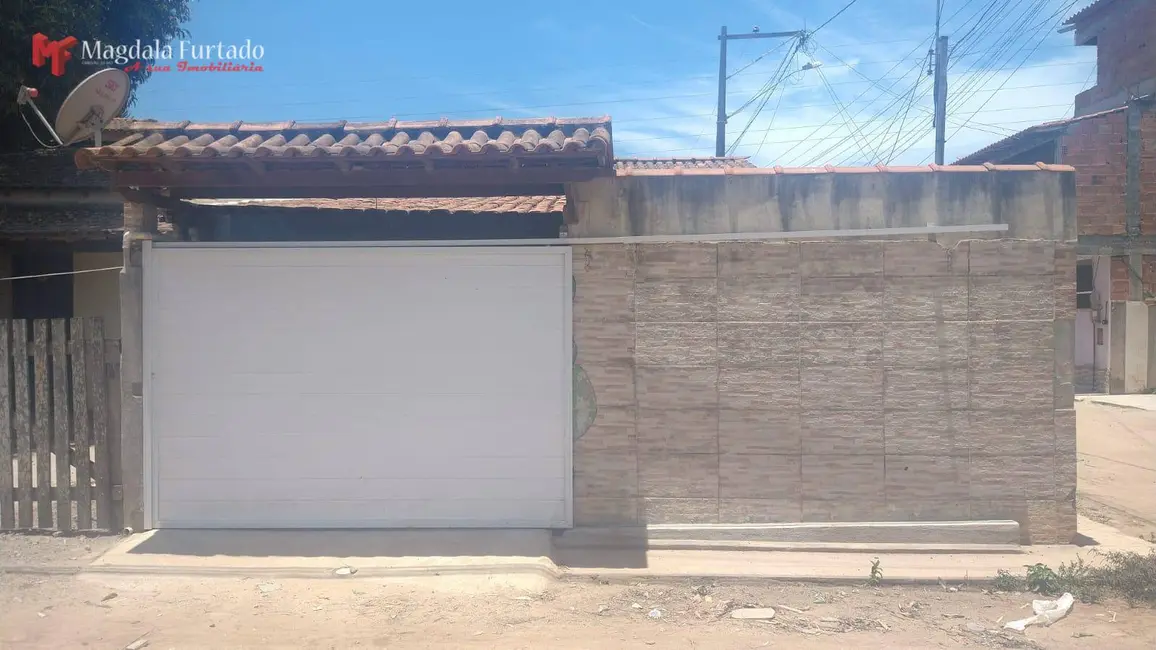 Foto 2 de Casa com 2 quartos à venda, 91m2 em Cabo Frio - RJ