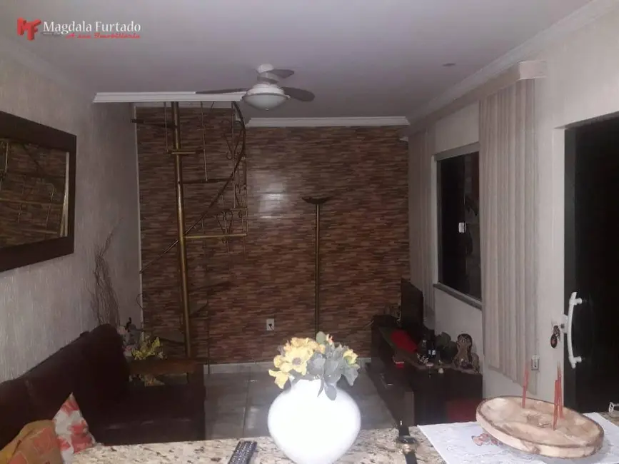 Foto 8 de Casa com 2 quartos à venda, 104m2 em Cabo Frio - RJ