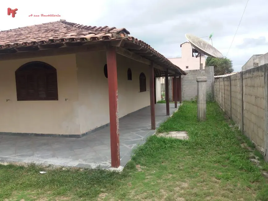 Foto 3 de Casa com 2 quartos à venda, 250m2 em Cabo Frio - RJ