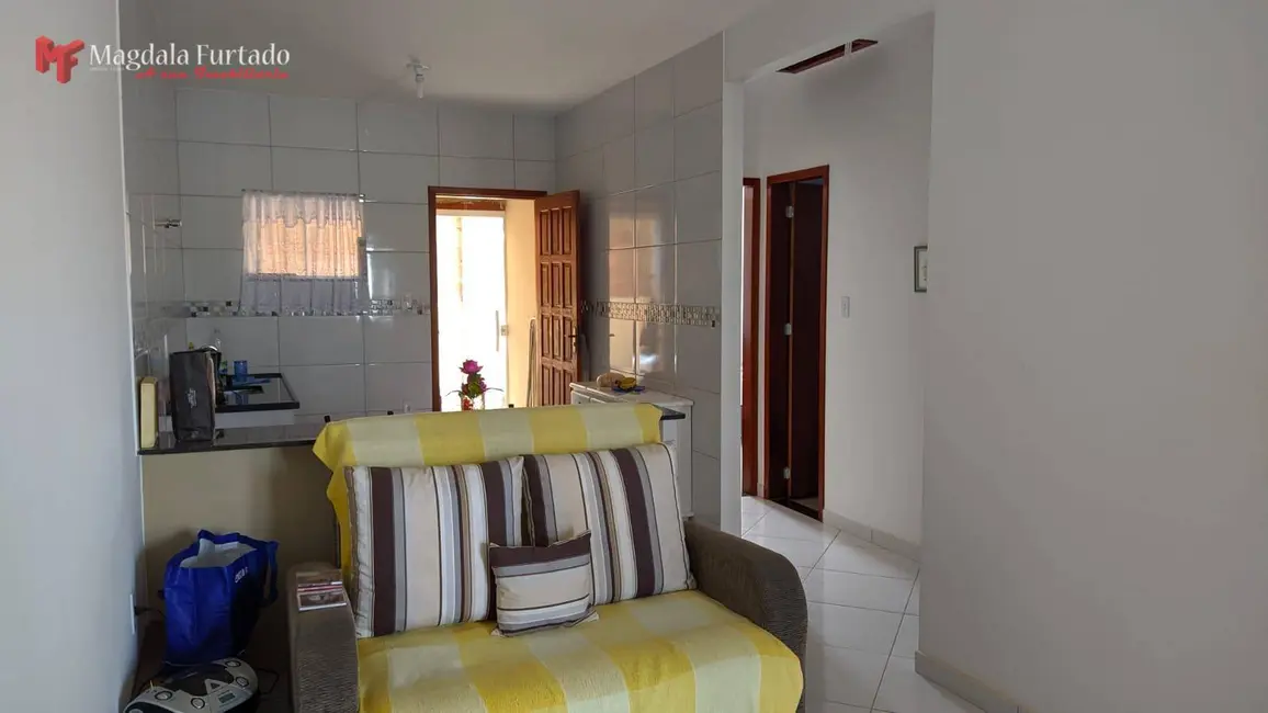 Foto 4 de Casa com 2 quartos à venda, 120m2 em Cabo Frio - RJ