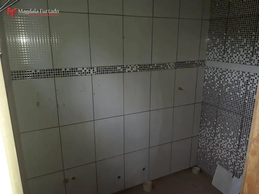 Foto 5 de Casa com 2 quartos à venda, 180m2 em Cabo Frio - RJ