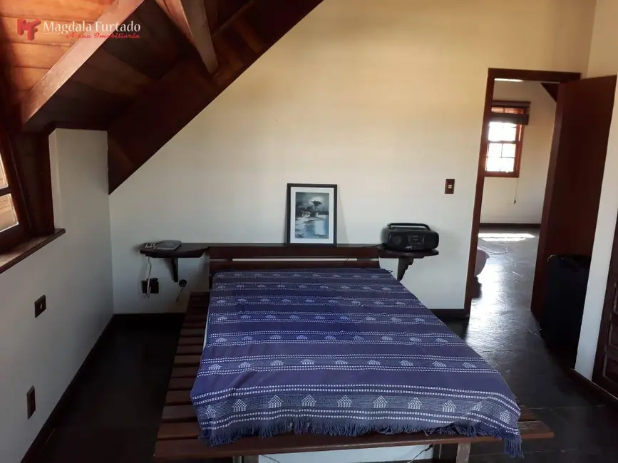 Foto 4 de Casa com 3 quartos à venda, 600m2 em Cabo Frio - RJ