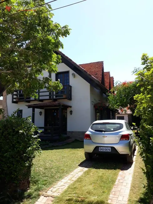 Foto 2 de Casa com 3 quartos à venda, 600m2 em Cabo Frio - RJ