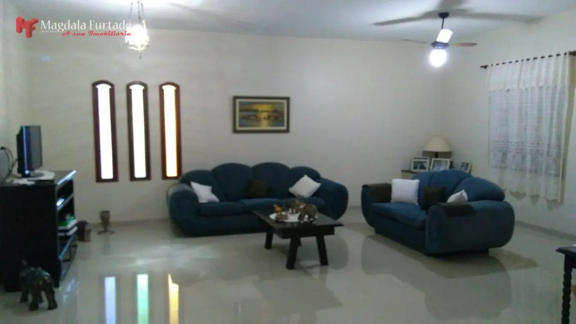 Foto 2 de Casa com 3 quartos à venda, 600m2 em Verão Vermelho (Tamoios), Cabo Frio - RJ