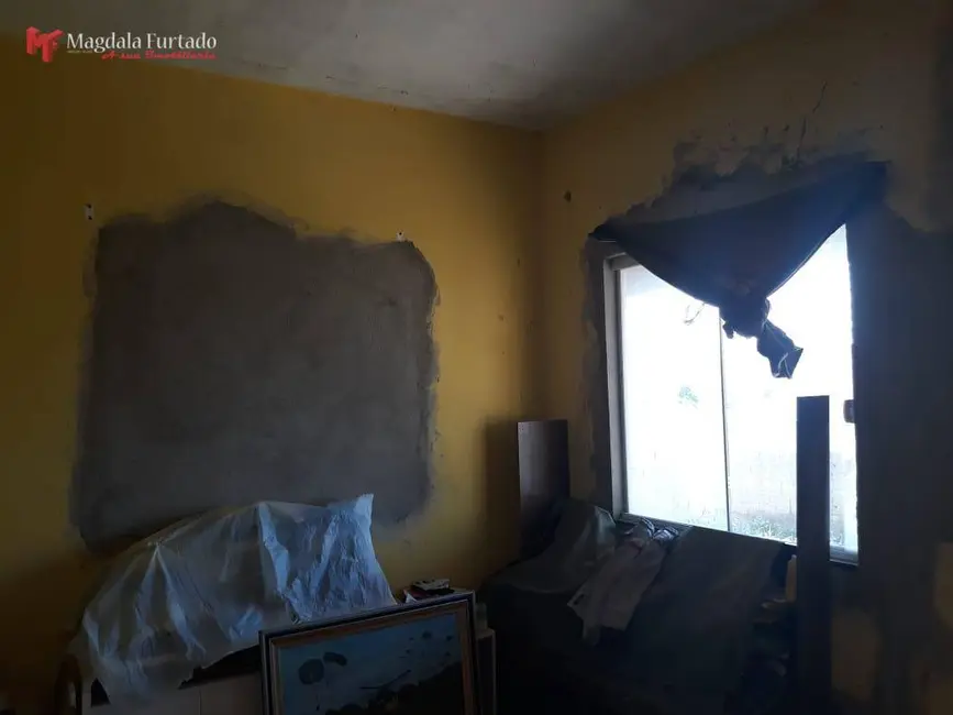 Foto 6 de Casa com 4 quartos à venda, 160m2 em Cabo Frio - RJ