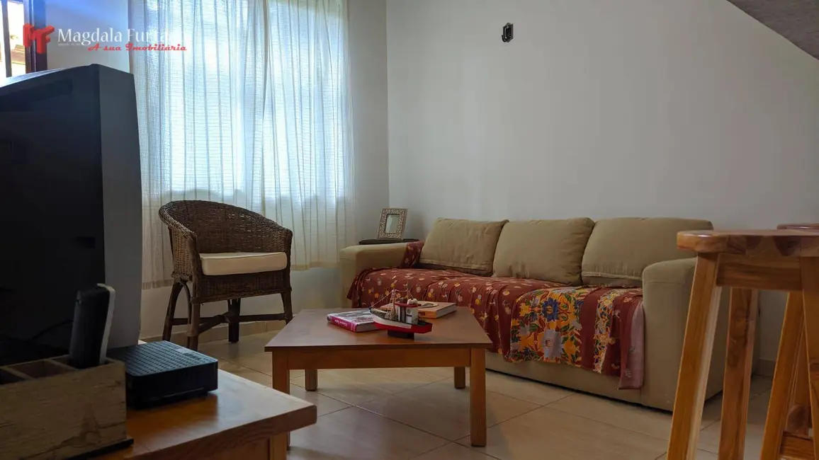 Foto 9 de Casa com 2 quartos à venda, 85m2 em Cabo Frio - RJ