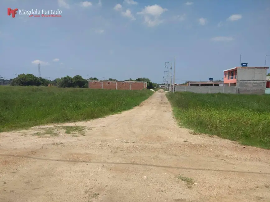 Foto 1 de Terreno / Lote à venda, 238m2 em Cabo Frio - RJ