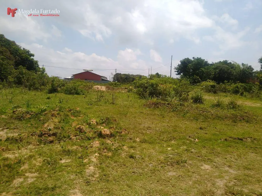 Foto 1 de Terreno / Lote à venda, 180m2 em Cabo Frio - RJ