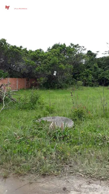 Foto 1 de Terreno / Lote à venda, 275m2 em Cabo Frio - RJ