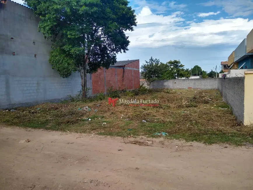 Foto 1 de Terreno / Lote à venda, 300m2 em Cabo Frio - RJ