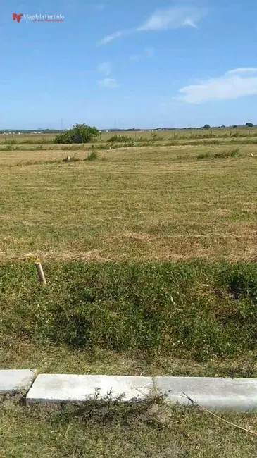 Foto 2 de Terreno / Lote à venda, 200m2 em Cabo Frio - RJ