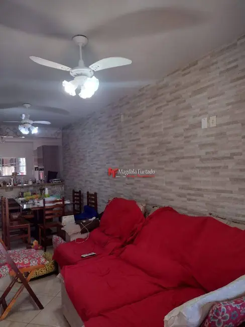 Casa com 3 quartos à venda, 210m2 em Cabo Frio - RJ - imagem 5 Foto 5 de Casa com 3 quartos à venda, 210m2 em Cabo Frio - RJ