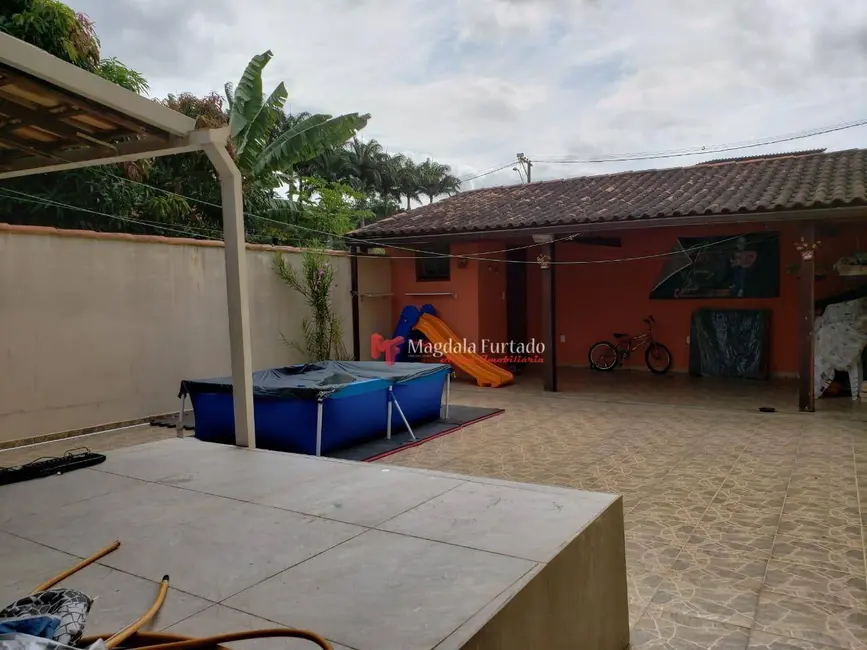 Casa com 3 quartos à venda, 210m2 em Casimiro De Abreu - RJ - imagem 9 Foto 9 de Casa com 3 quartos à venda, 210m2 em Casimiro De Abreu - RJ