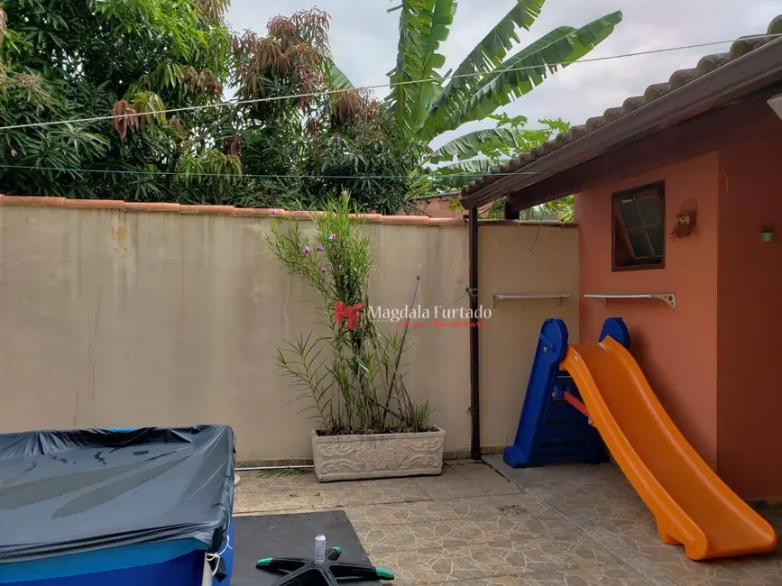 Casa com 3 quartos à venda, 210m2 em Casimiro De Abreu - RJ - imagem 6 Foto 6 de Casa com 3 quartos à venda, 210m2 em Casimiro De Abreu - RJ