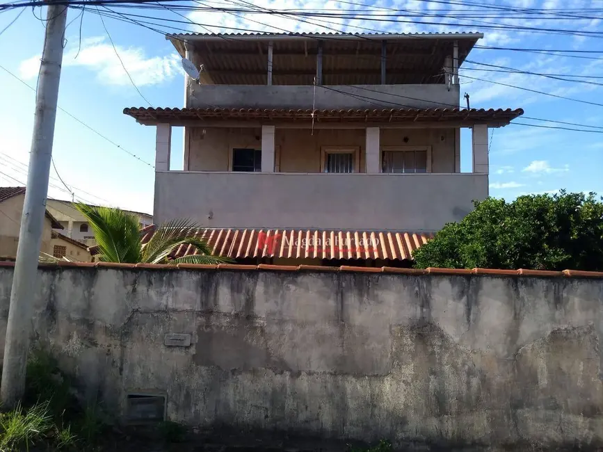 Foto 4 de Casa com 5 quartos à venda, 266m2 em Cabo Frio - RJ