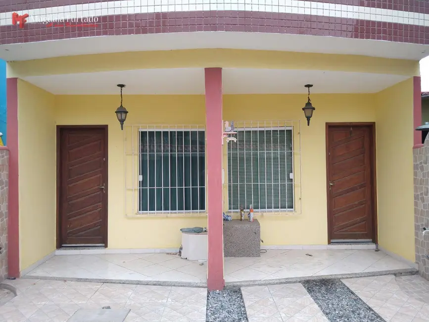 Foto 2 de Casa com 2 quartos à venda, 56m2 em Cabo Frio - RJ