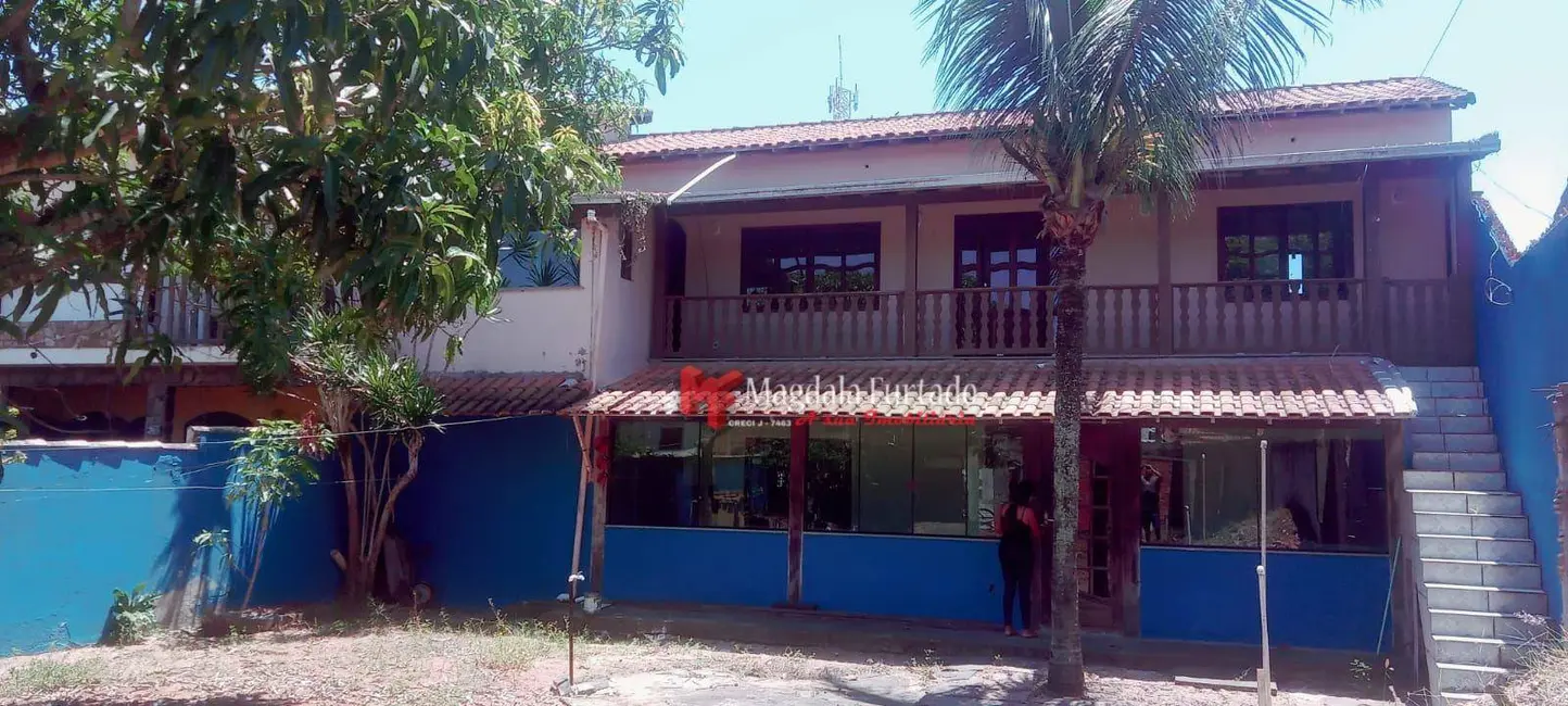Foto 3 de Casa com 3 quartos à venda, 520m2 em Cabo Frio - RJ