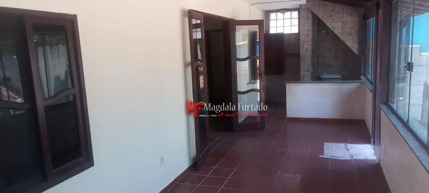 Foto 6 de Casa com 3 quartos à venda, 520m2 em Cabo Frio - RJ