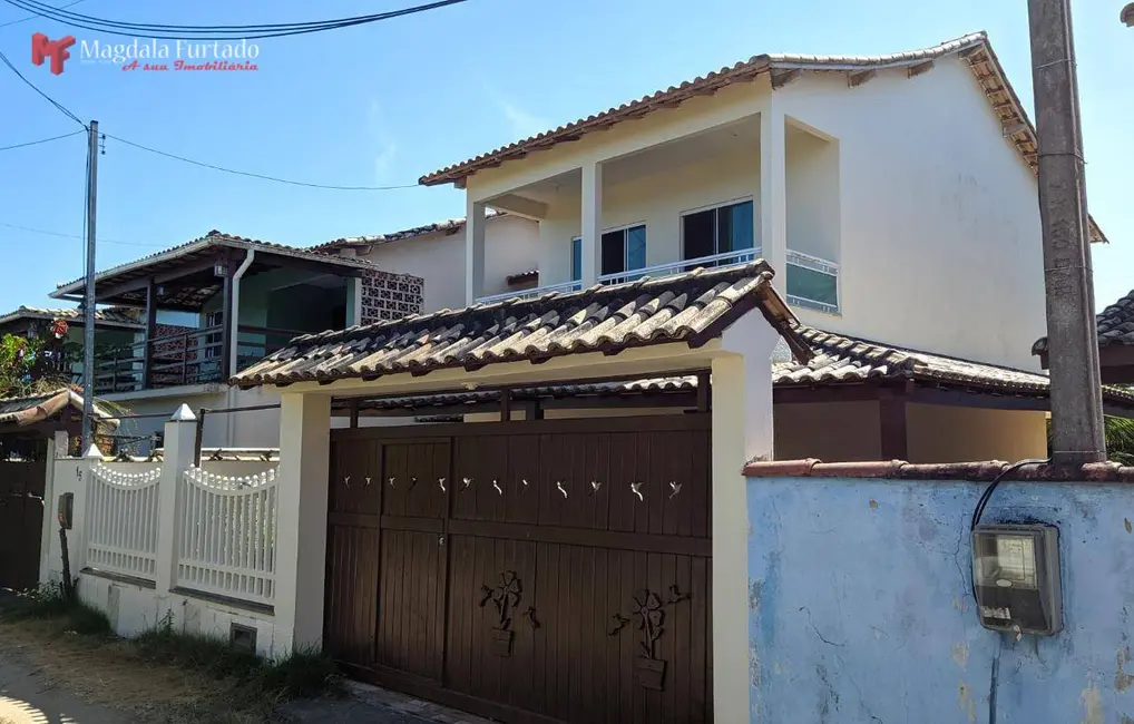 Foto 1 de Casa com 2 quartos à venda, 184m2 em Cabo Frio - RJ