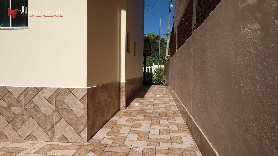 Foto 7 de Casa com 2 quartos à venda, 184m2 em Cabo Frio - RJ