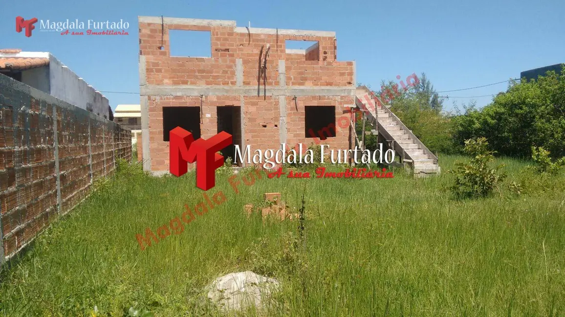 Foto 2 de Casa com 2 quartos à venda, 300m2 em Cabo Frio - RJ