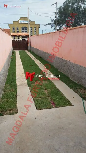 Casa com 2 quartos à venda, 188m2 em Cabo Frio - RJ - imagem 3 Foto 3 de Casa com 2 quartos à venda, 188m2 em Cabo Frio - RJ