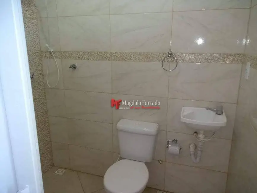 Casa com 2 quartos à venda, 105m2 em Cabo Frio - RJ - imagem 6 Foto 6 de Casa com 2 quartos à venda, 105m2 em Cabo Frio - RJ