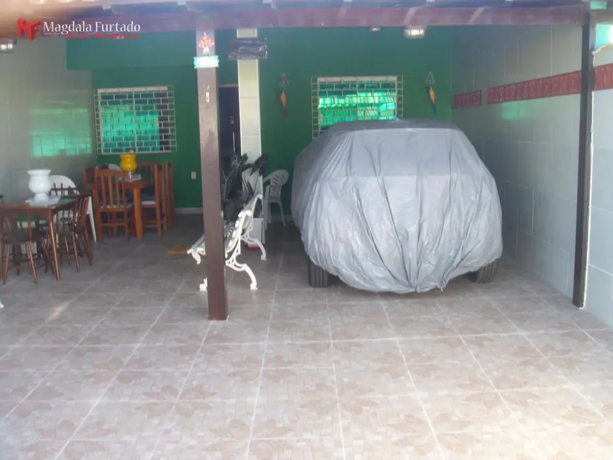 Foto 3 de Casa com 2 quartos à venda, 120m2 em Cabo Frio - RJ