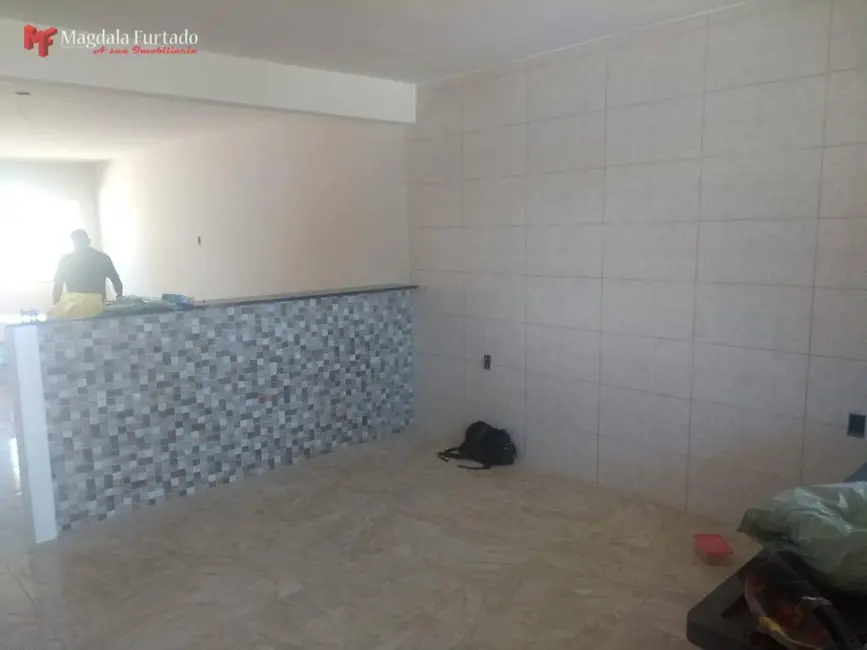Foto 3 de Casa com 2 quartos à venda, 500m2 em Cabo Frio - RJ