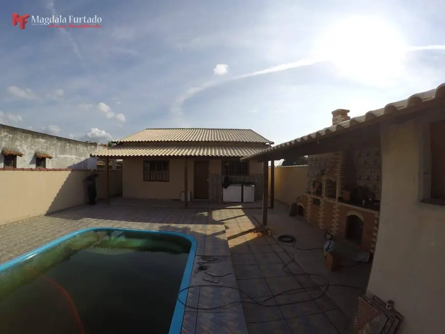 Foto 1 de Casa com 2 quartos à venda, 500m2 em Cabo Frio - RJ
