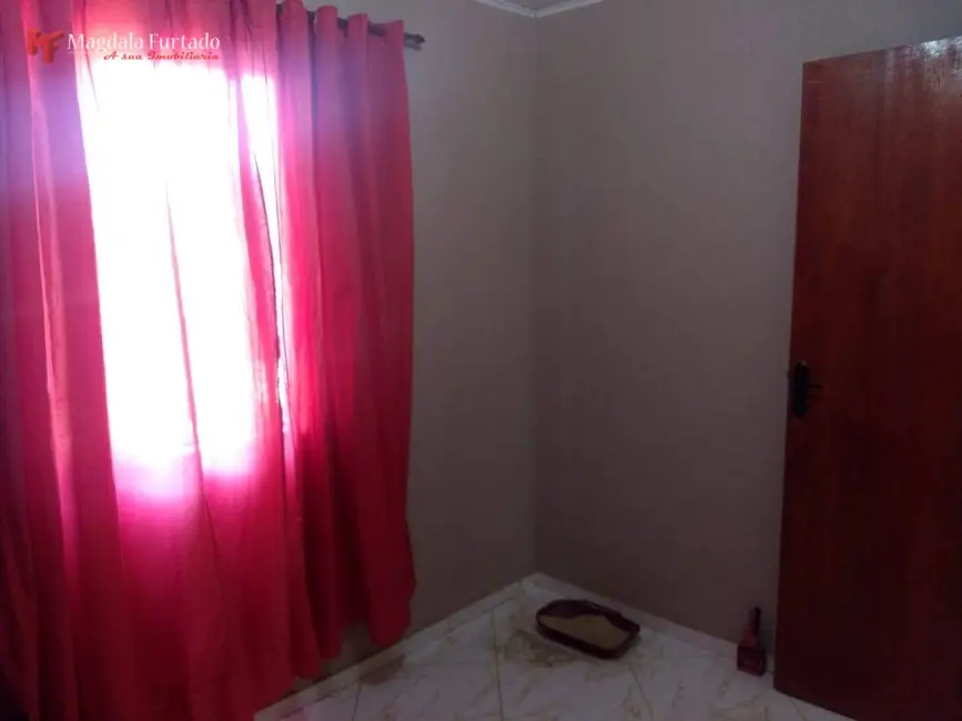 Foto 3 de Casa com 2 quartos à venda, 70m2 em Cabo Frio - RJ