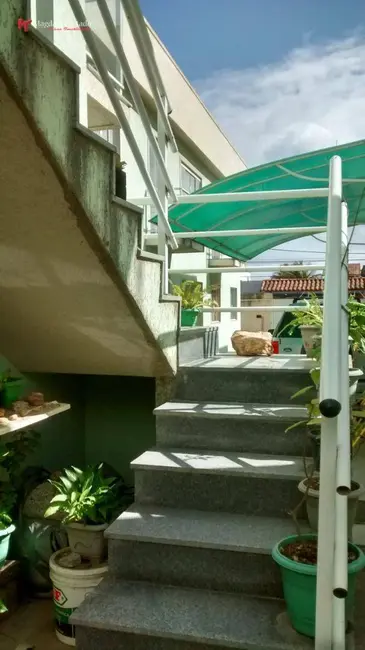 Foto 7 de Casa com 2 quartos à venda, 335m2 em Rio Das Ostras - RJ
