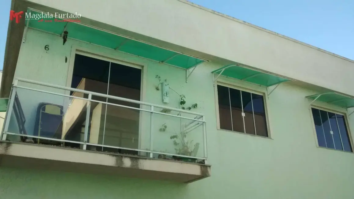 Foto 2 de Casa com 2 quartos à venda, 335m2 em Rio Das Ostras - RJ