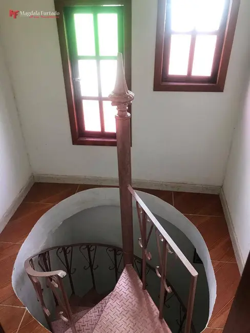 Foto 5 de Casa com 2 quartos à venda, 180m2 em Cabo Frio - RJ